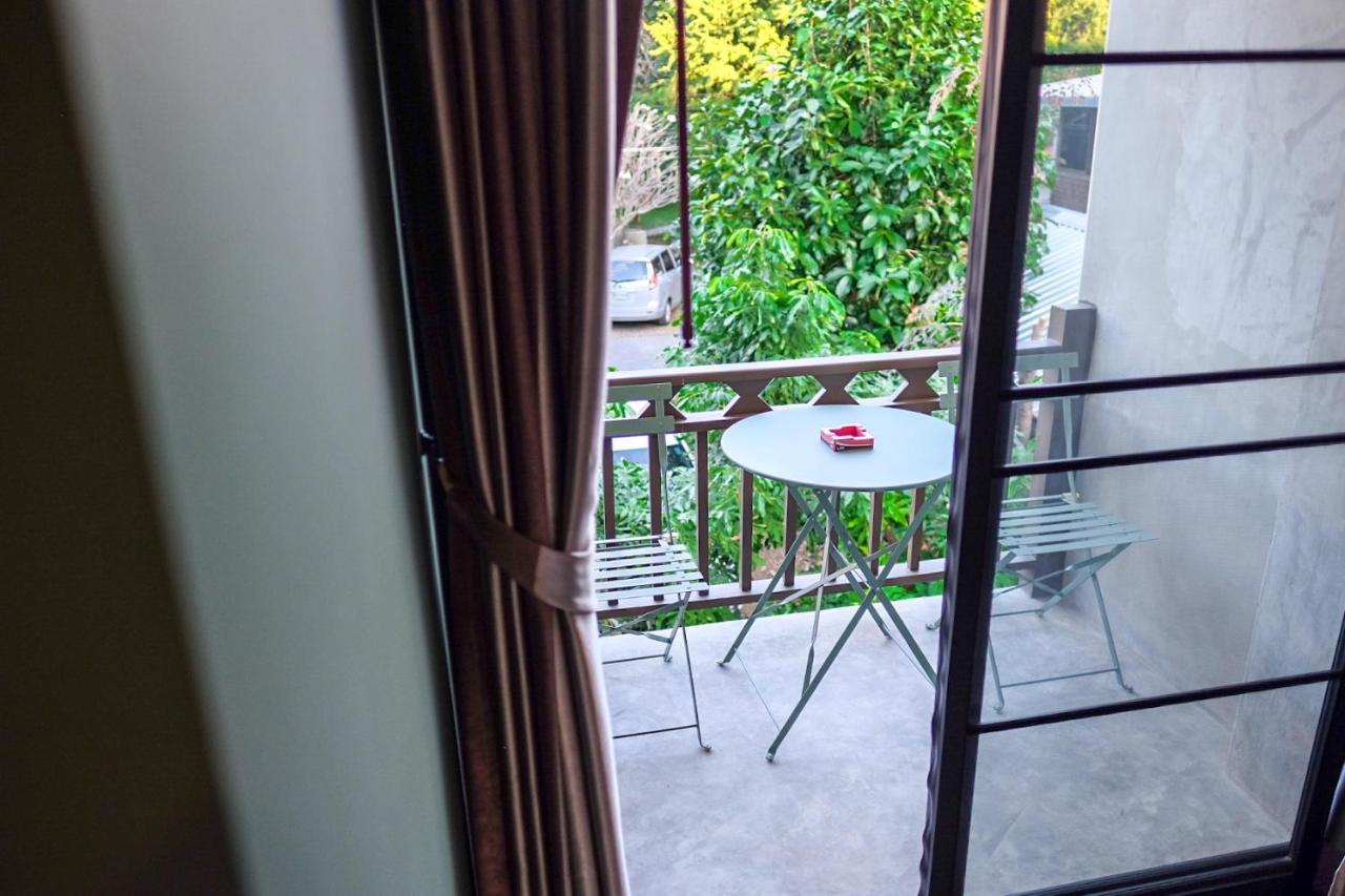 Ostello Werun Nimbly Chiang Mai Esterno foto