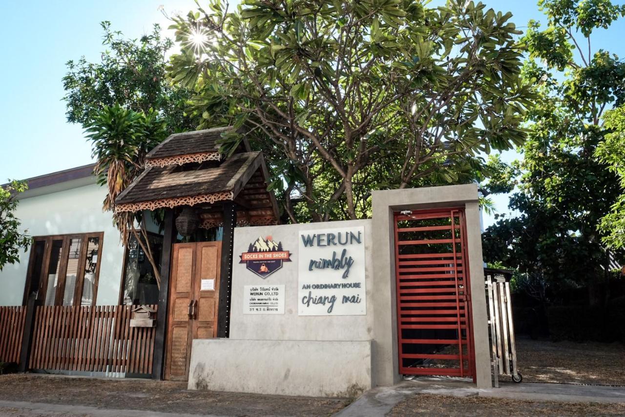 Ostello Werun Nimbly Chiang Mai Esterno foto