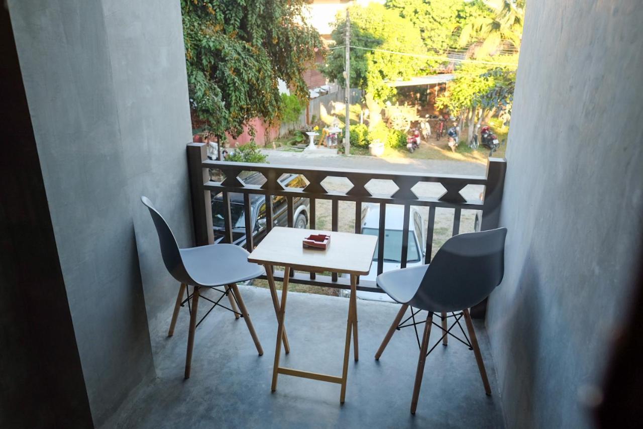 Ostello Werun Nimbly Chiang Mai Esterno foto